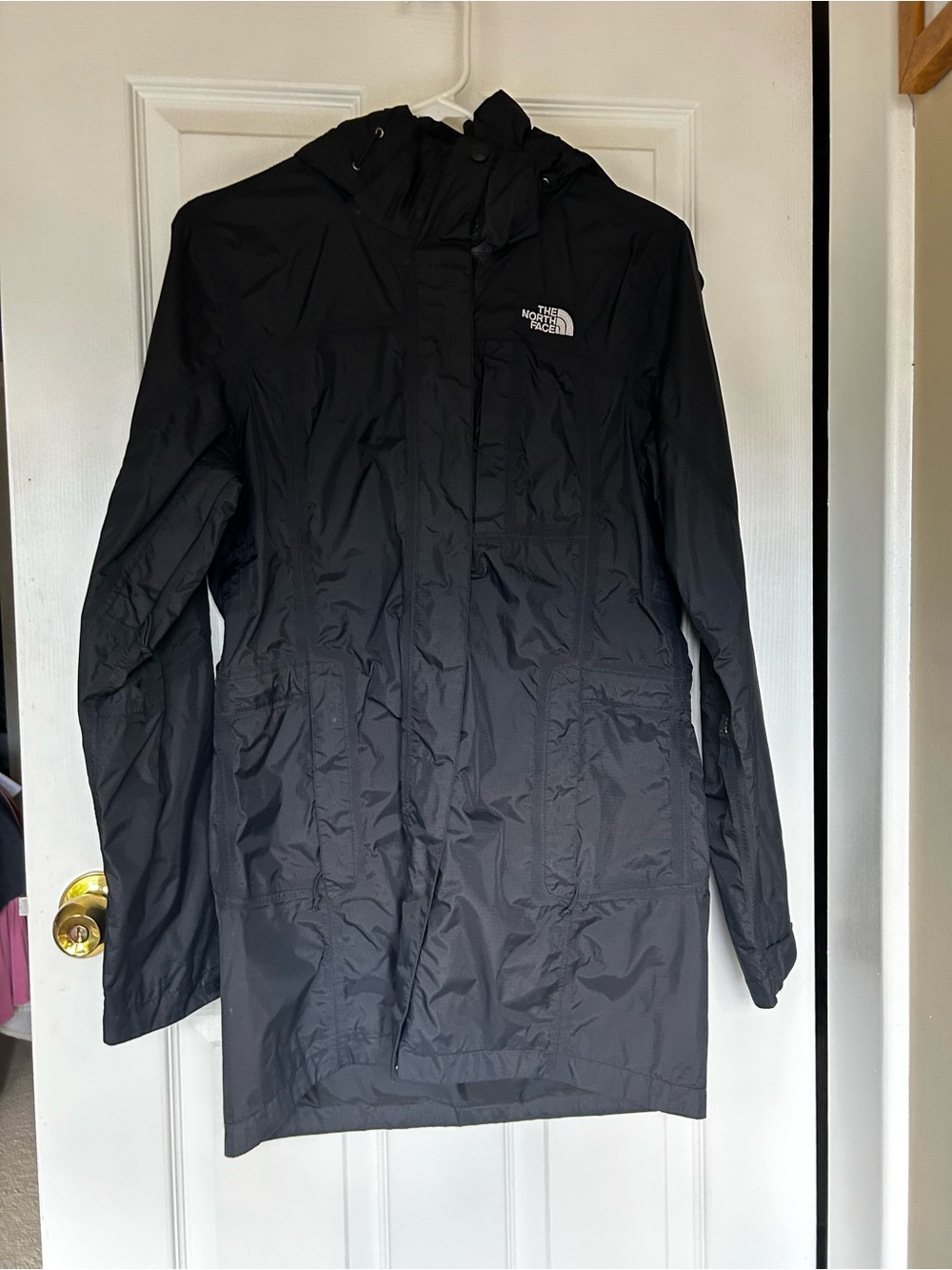 The North Face women’s Black Waterproof Hooded Jacket. Size M. Great condition